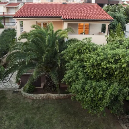 By The Sea Mandre, Pag - 6516 Kolan