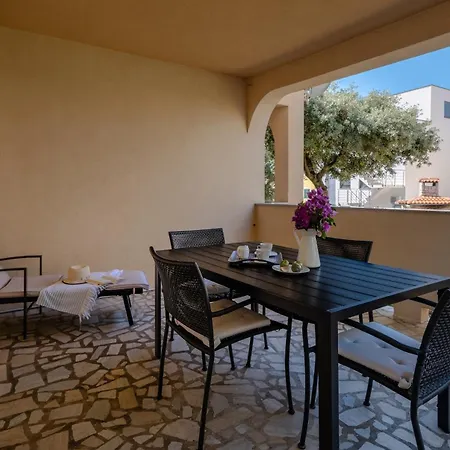 By The Sea Mandre, Pag - 6516 Apartment *